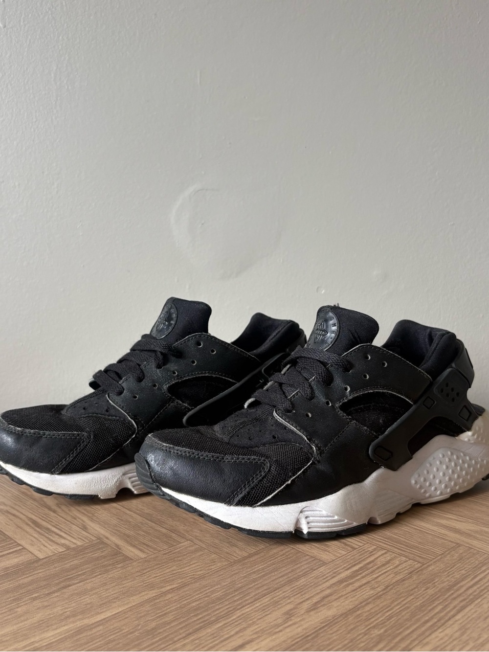 LAST DAY SALE🔥 Nike Huarache - Picture 1 of 7